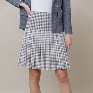 NWT APPARALEL THE INFINITY SKIRT